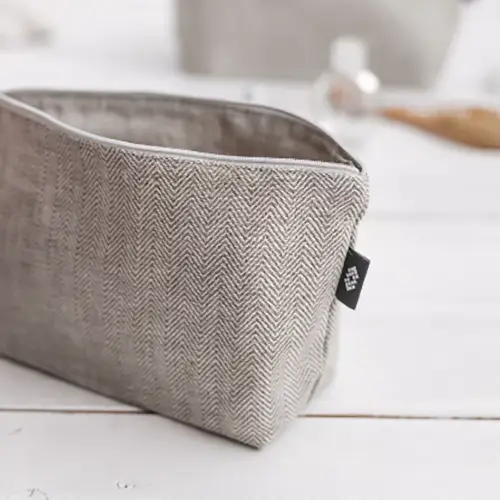 Wholesale Linen Cosmetic Bags | Eco-Friendly Makeup Organizers for Beauty & Retail